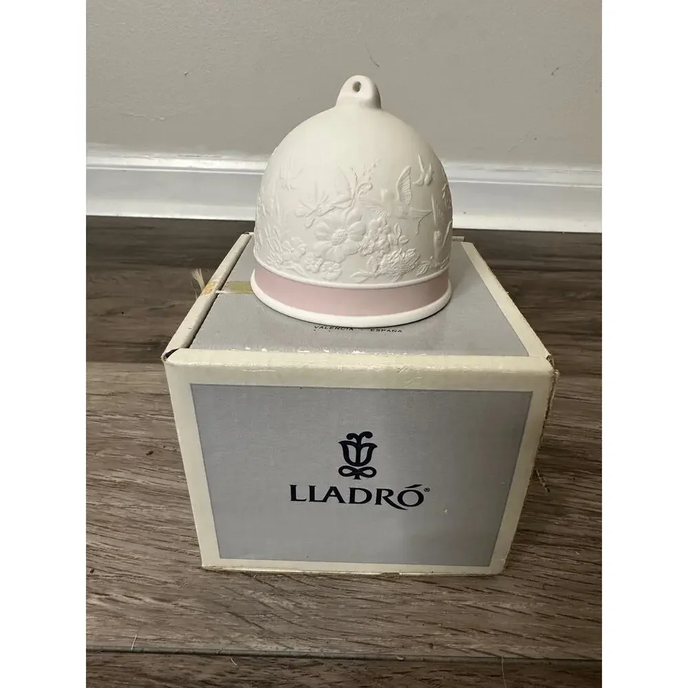 Lladro Figurine: 7613 Spring Bell (1991)